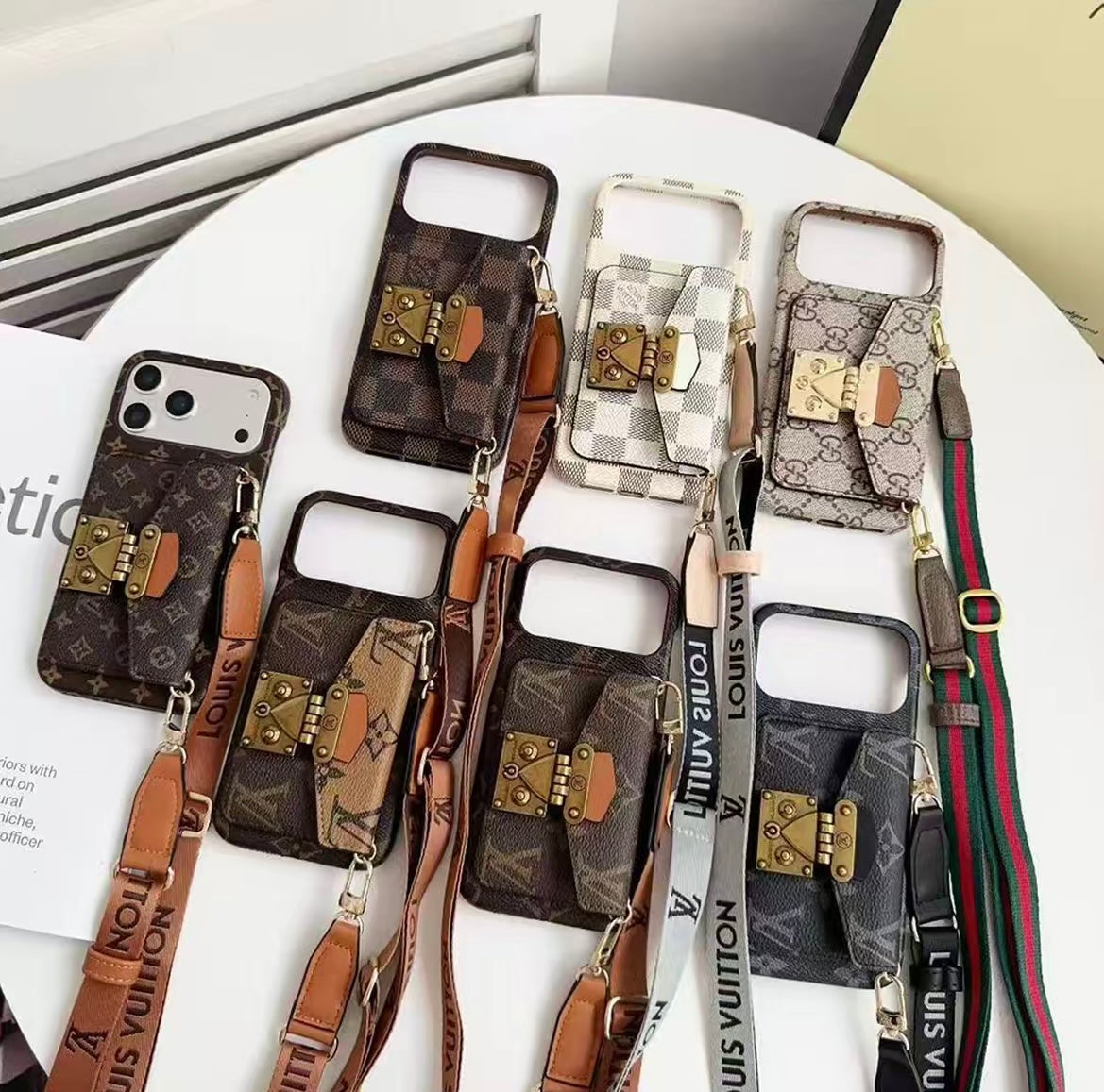 Crossbody Wallet iPhone 17 Case