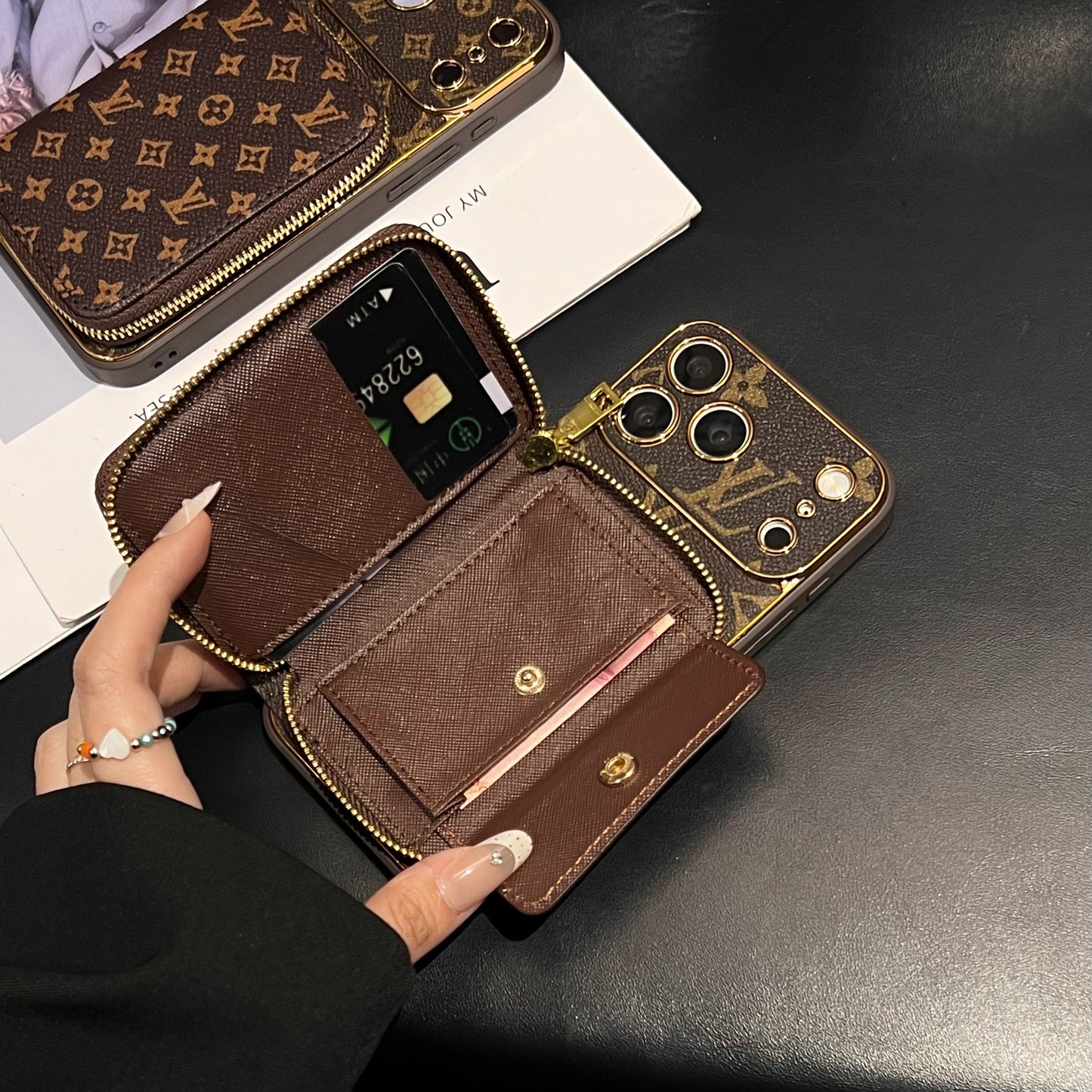 Luxury Zip Wallet 17 iPhone Case