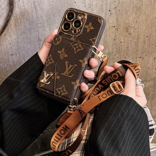ウォレットとストラップ付きの高度なレザー iPhone ケース ブラウン