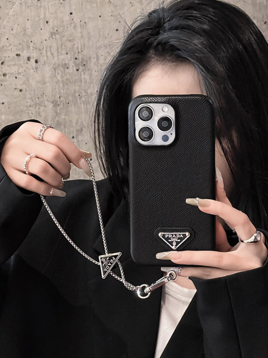 ラグジュアリーレザークロスボディiPhoneケース