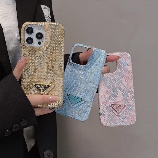高級感のあるグラデーションカラーのiPhoneケース