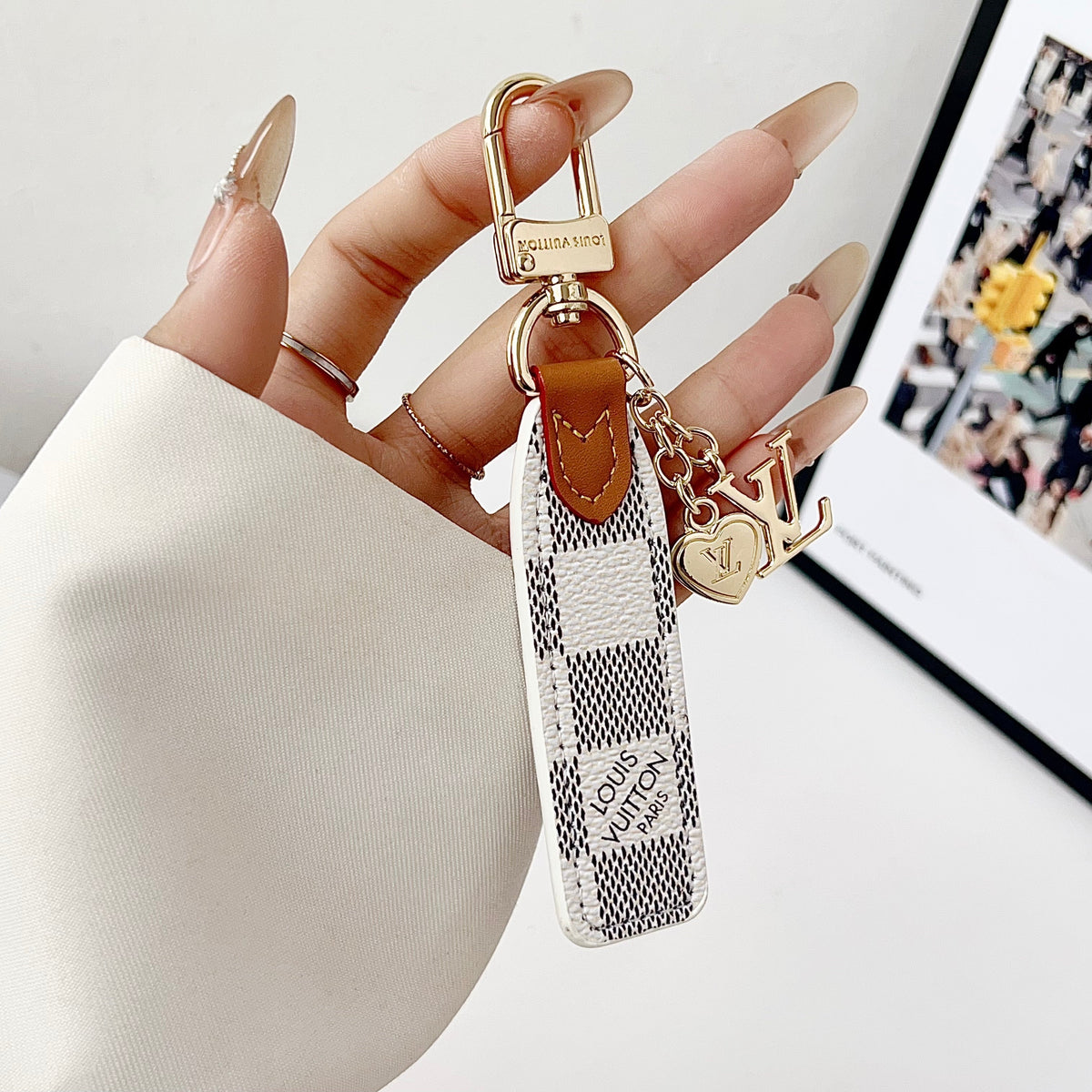 Charm Keychain Leathar só le variant Óir