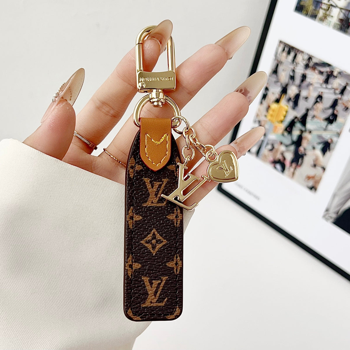 Charm Keychain Leathar só le variant Óir