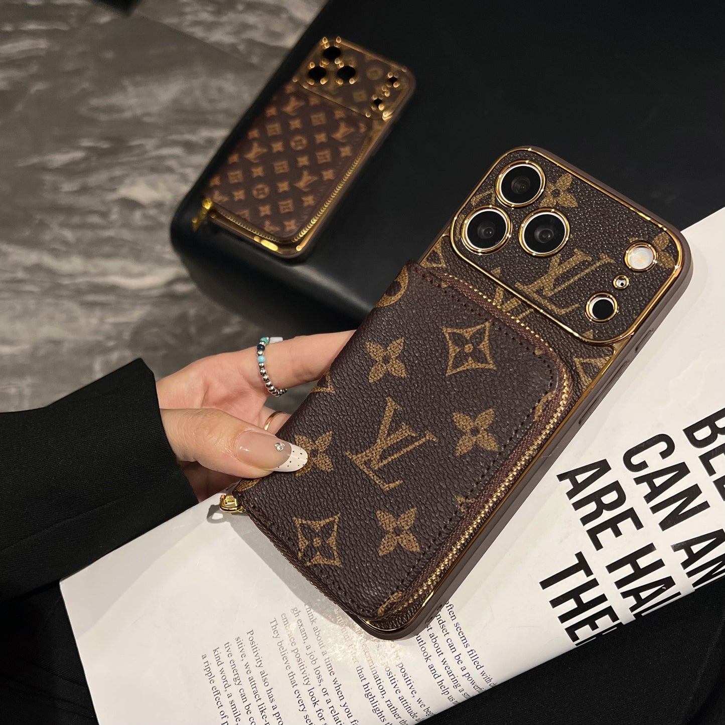 Luxury Zip Wallet 17 iPhone Case