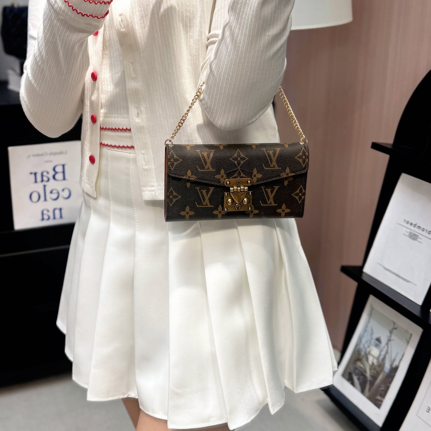 Luxury Tri-Fold Wallet iPhone 17 PM Case