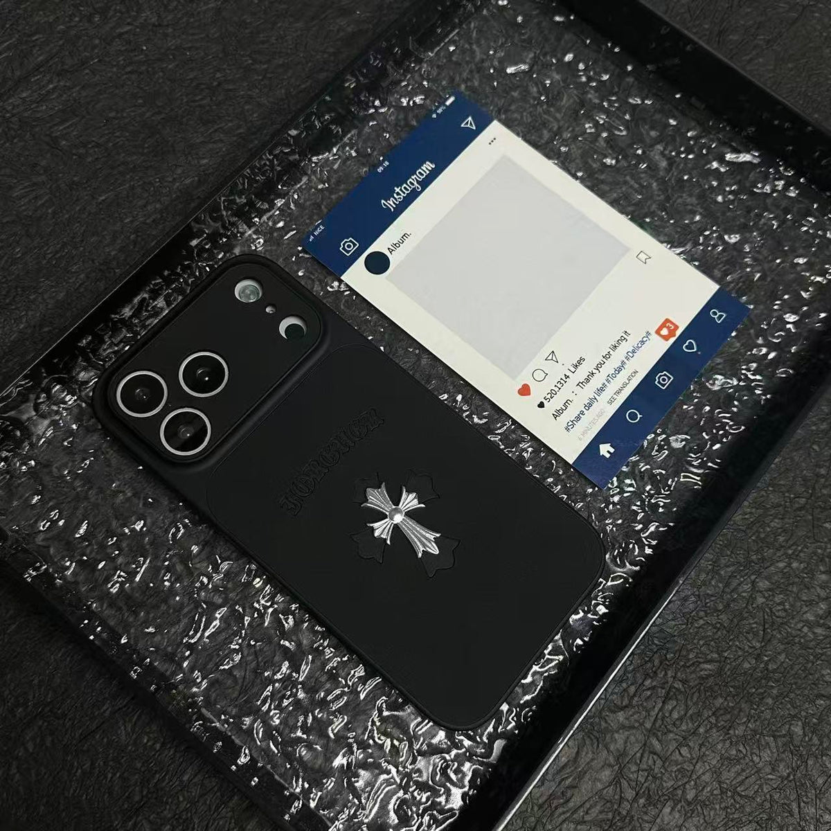 Étui pour iPhone en cuir avec croix Chrome Hearts
